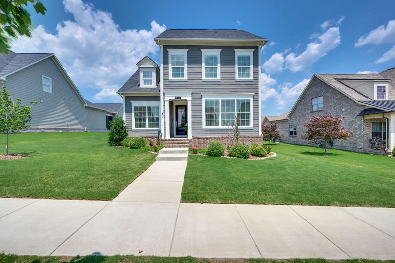 717 Ravensdowne Dr, Nolensville, TN 37135