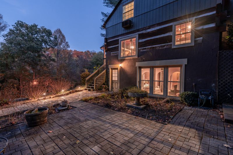 8624 Griffith Rd, Nashville, TN 37221