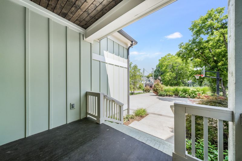 2019B Galbraith Dr, Nashville, TN 37215