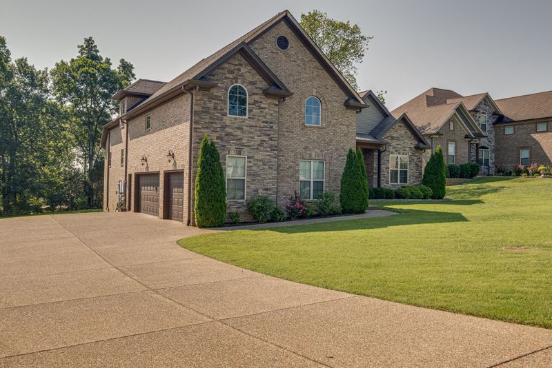 589 Butternut Trl, Mount Juliet, TN 37122