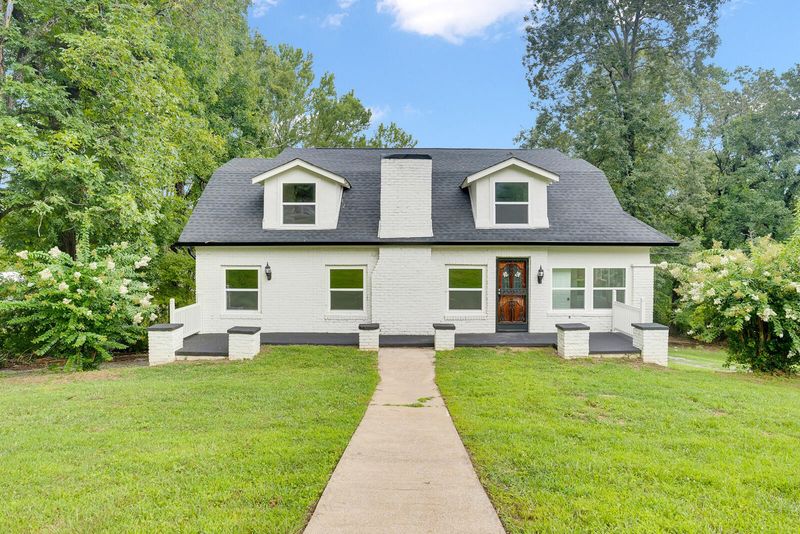 220 Washington Rd, Rossville, GA 30741