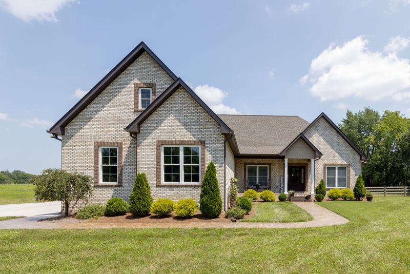 3165 Les Chappell Rd, Spring Hill, TN 37174