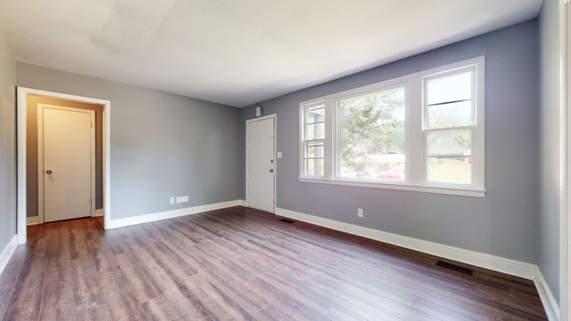 97 Mccall St, Nashville, TN 37211