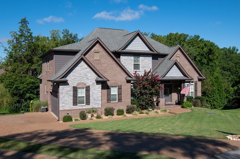 15 Gaines Pk, Mount Juliet, TN 37122