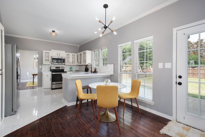 4728 Hunters Crossing Dr, Old Hickory, TN 37138