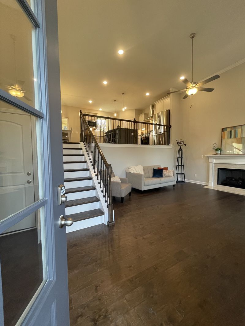 1117 Parklawn Dr, Nashville, TN 37211