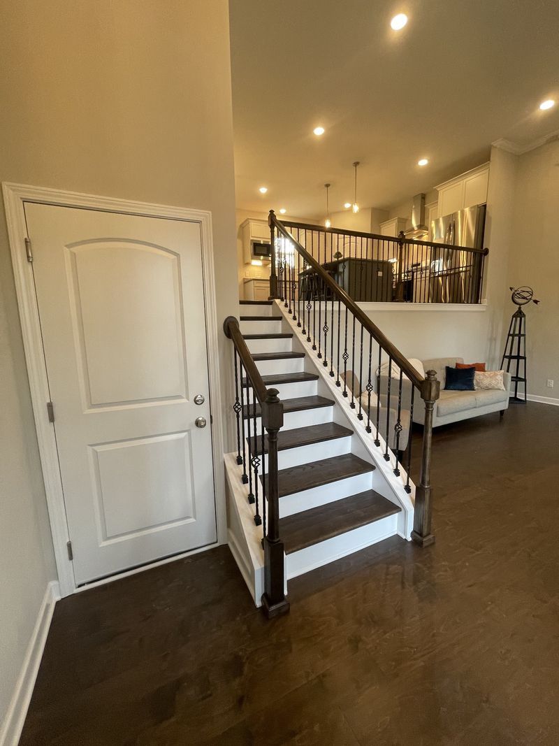 1117 Parklawn Dr, Nashville, TN 37211