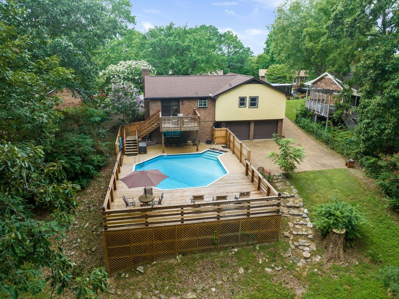 817 Luxemburg Dr, Hermitage, TN 37076