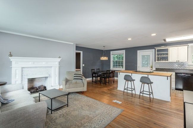 2406 Springview Dr, Nashville, TN 37214