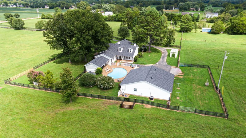 220 Burford Rd, Lebanon, TN 37087