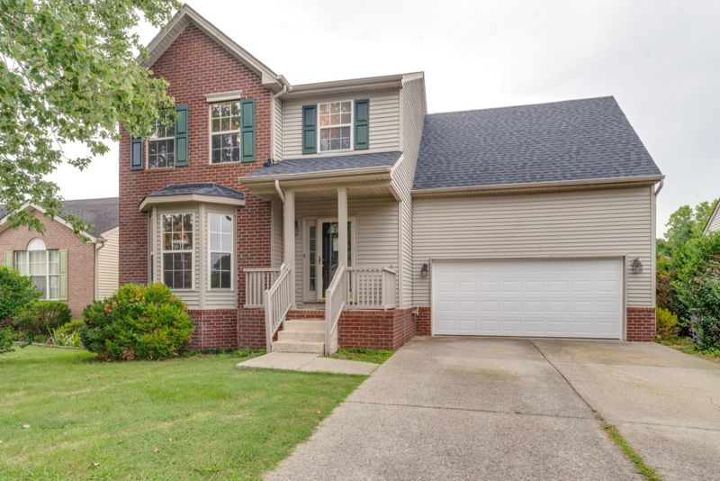 171 Sumner Meadows Ln, Hendersonville, TN 37075