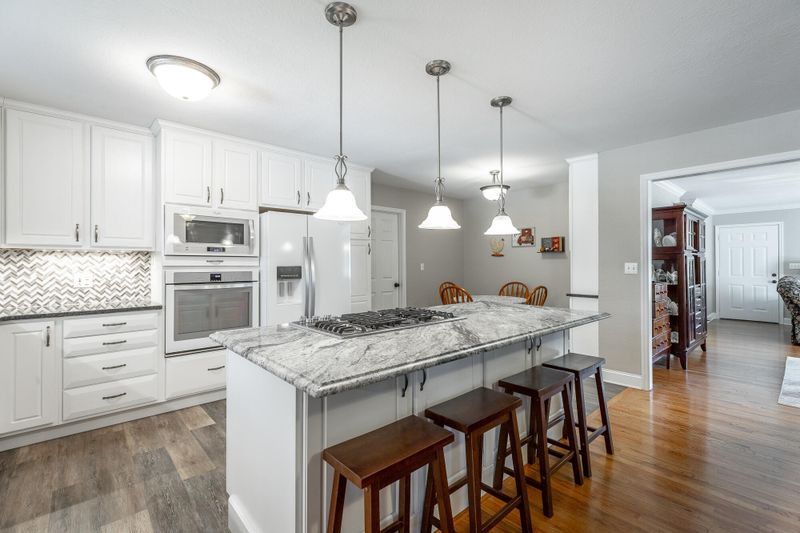 308 Harris Dr, Ringgold, GA 30736
