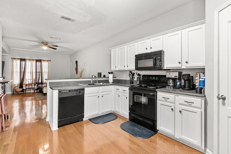284 Meigs Dr #A-11, Murfreesboro, TN 37128