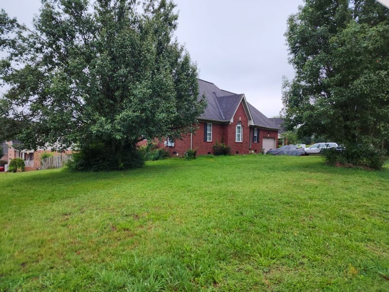 425 Parrish Hl, Mount Juliet, TN 37122