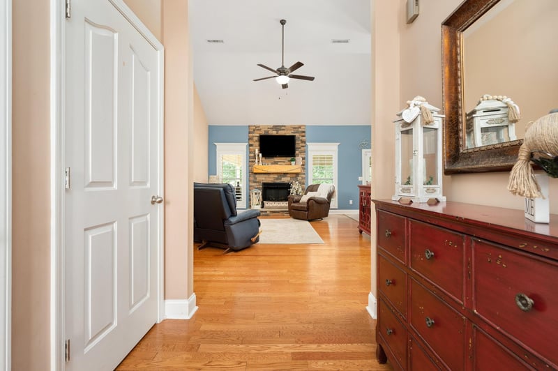 218 Olin Mcfolin Cv, Lascassas, TN 37085