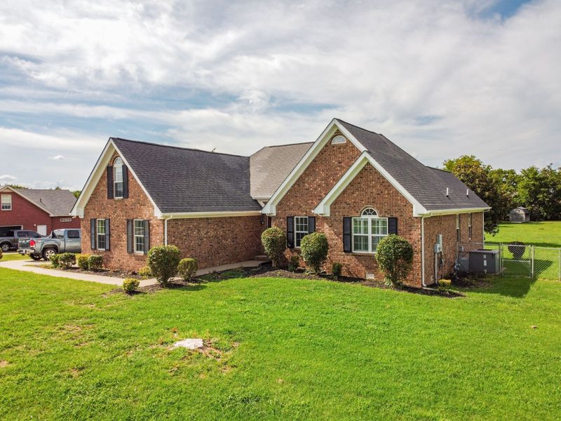 3122 Chapel Hills Dr, Murfreesboro, TN 37129