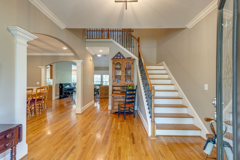 1434 Savannah Park Dr, Spring Hill, TN 37174