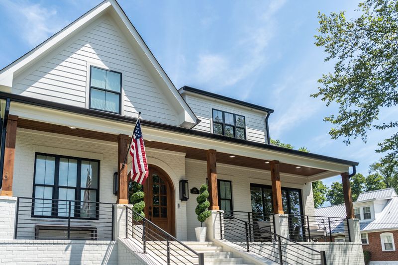 301 5th Ave, Columbia, TN 38401