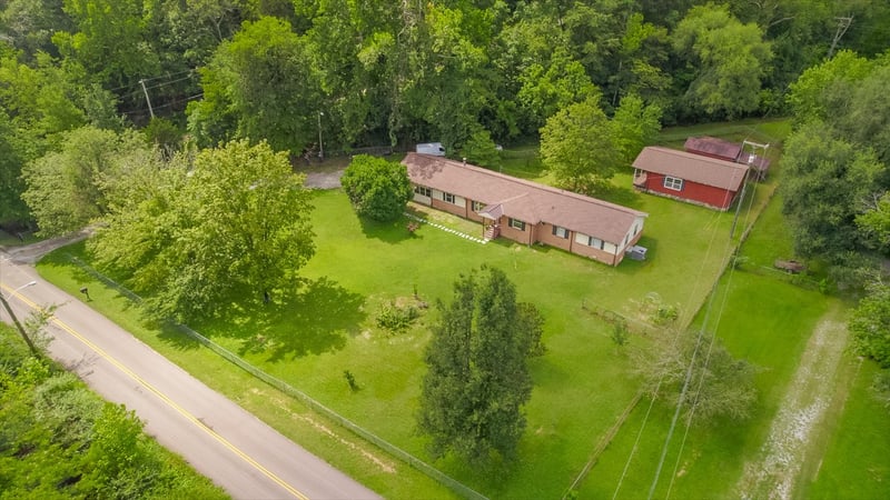 3931 Dry Fork Rd, Whites Creek, TN 37189