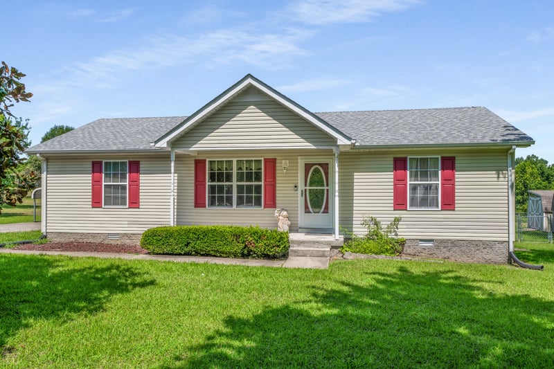 1820 Mosley Ferry Rd, Chapmansboro, TN 37035