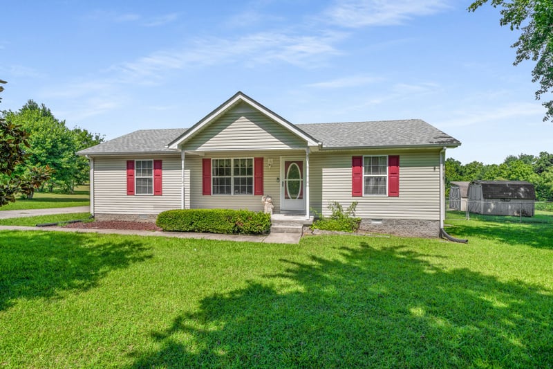 1820 Mosley Ferry Rd, Chapmansboro, TN 37035