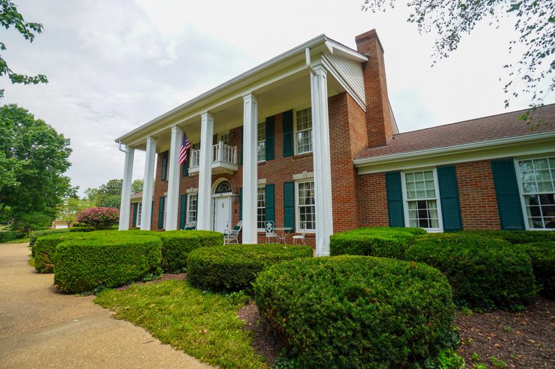 149 Bluegrass Dr, Hendersonville, TN 37075