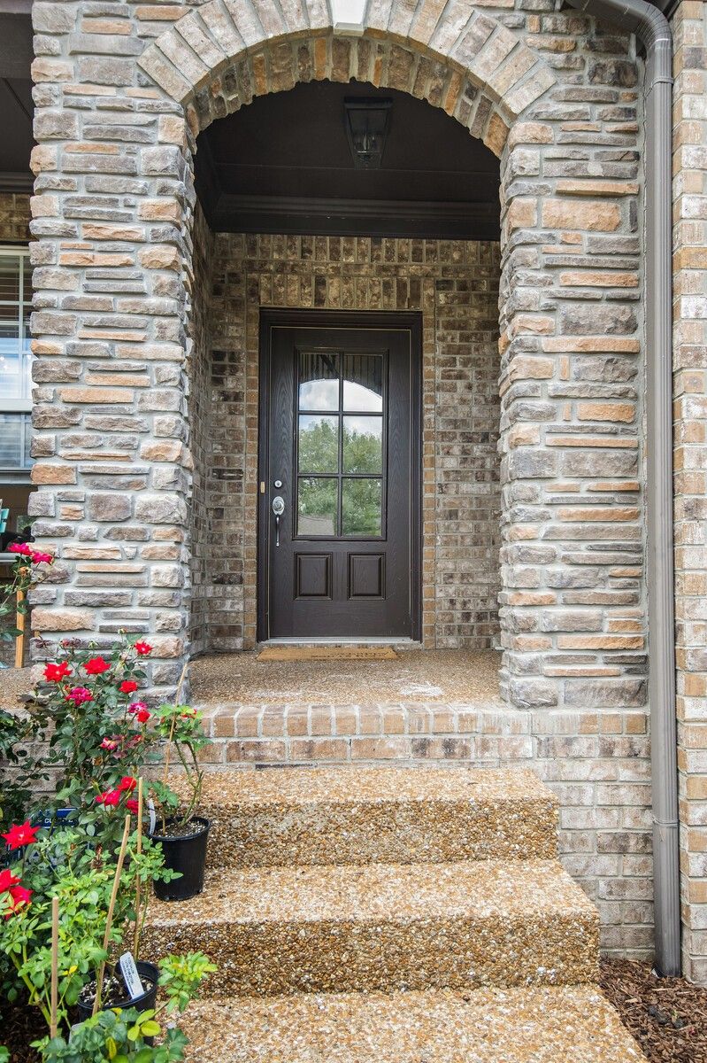 250 Cobblestone Lndg, Mount Juliet, TN 37122