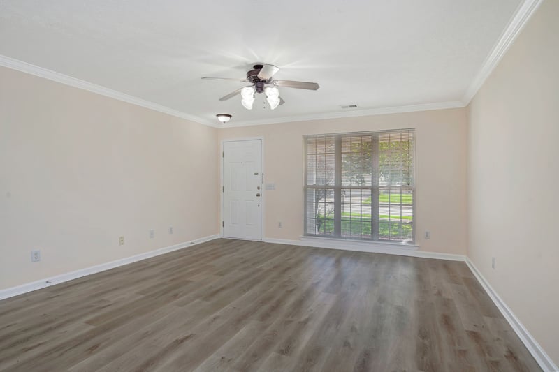 5444 Daniel Ray Dr, Whites Creek, TN 37189