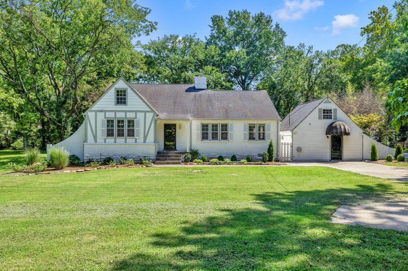 835 Sutton Hill Rd, Nashville, TN 37204