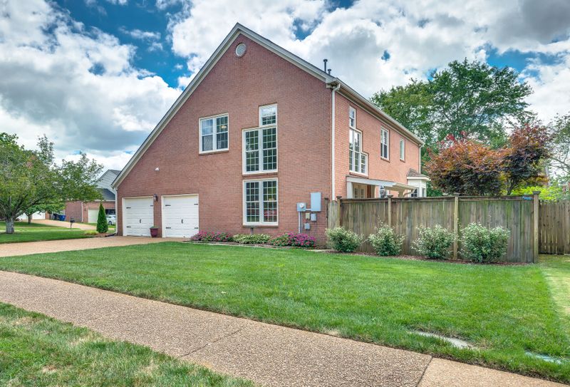 2052 Baxter Ln, Franklin, TN 37069
