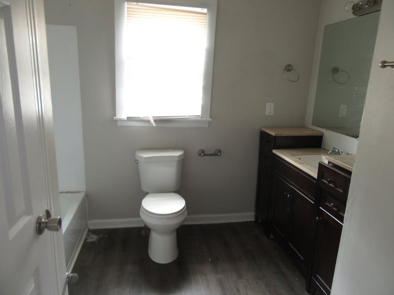 1812 County Hospital Rd, Nashville, TN 37218