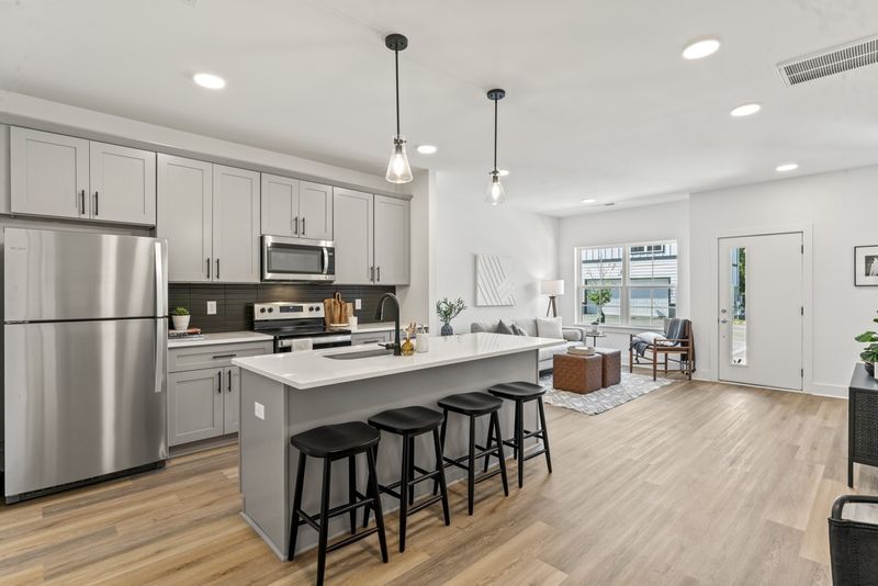 700 N Dupont Ave #511, Madison, TN 37115