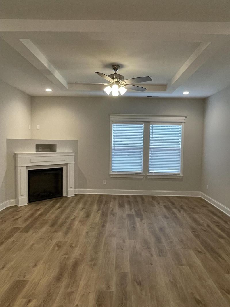 12 Moon Beam Ln, Ringgold, GA 30736