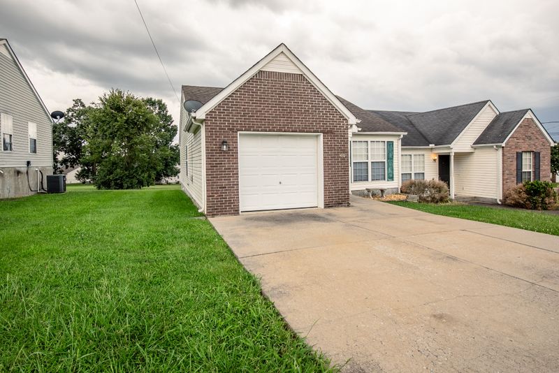 410 Keswick Ct, Smyrna, TN 37167