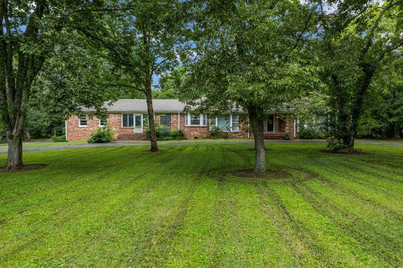 707 Lynnwood Blvd, Nashville, TN 37205