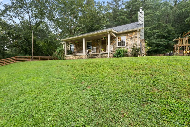 3262 New Hope Rd, Hendersonville, TN 37075