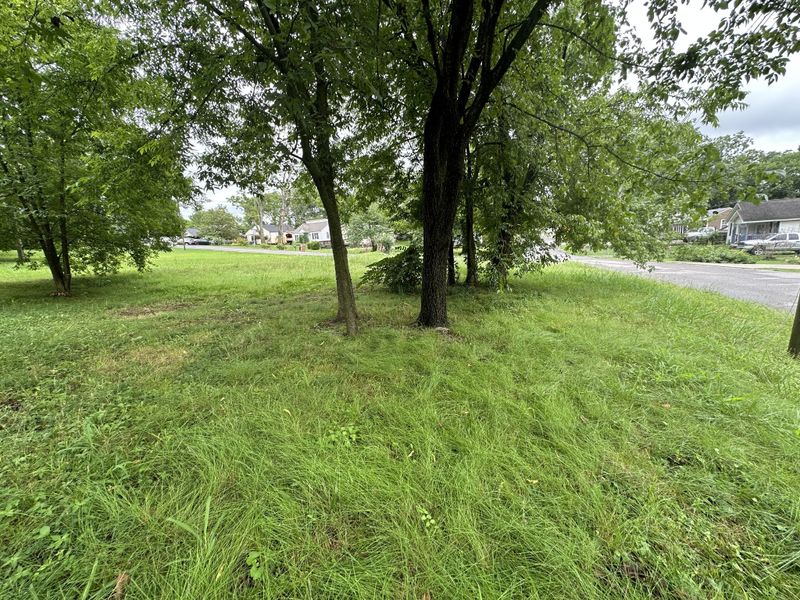 525 High St, Nashville, TN 37211