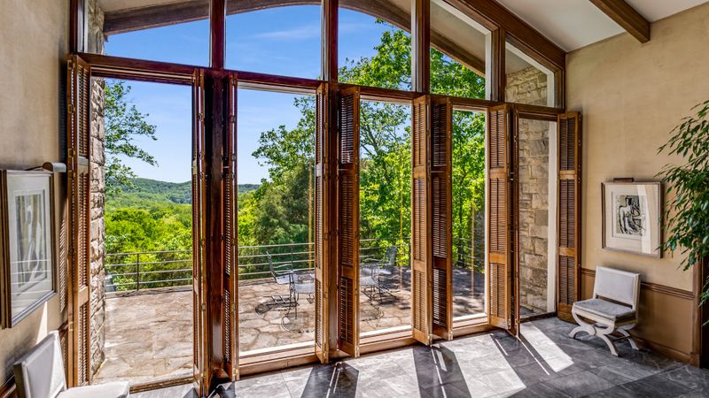 5001 Clonmel Rd, Nashville, TN 37220