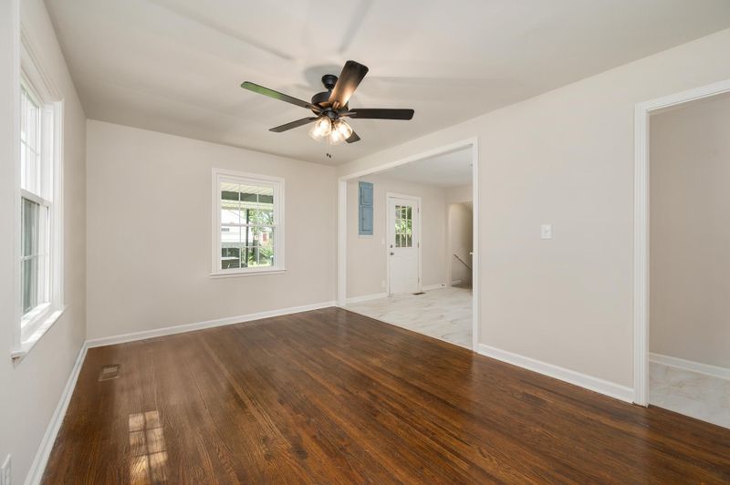 6306 Franklin Dr, Nashville, TN 37209