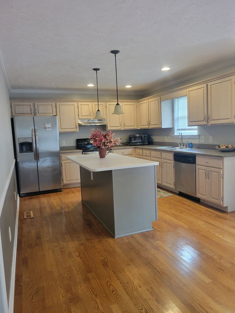 1331 Henry Hall Dr, Murfreesboro, TN 37129