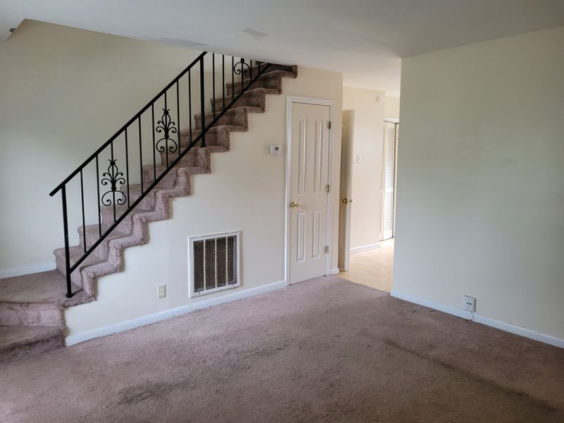 1214 Tuckahoe Dr, Nashville, TN 37207