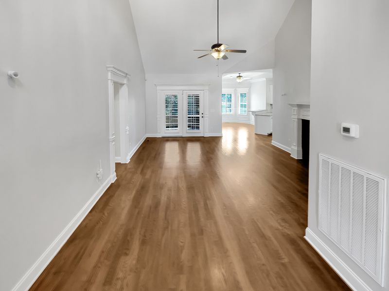 3431 Shady Forest Dr, Murfreesboro, TN 37128