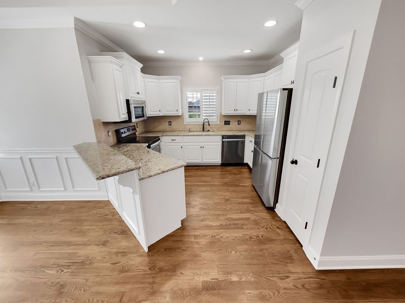 3431 Shady Forest Dr, Murfreesboro, TN 37128
