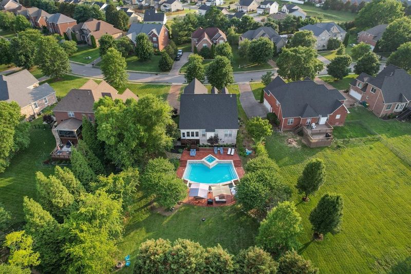 1013 St Hubbins Dr, Spring Hill, TN 37174