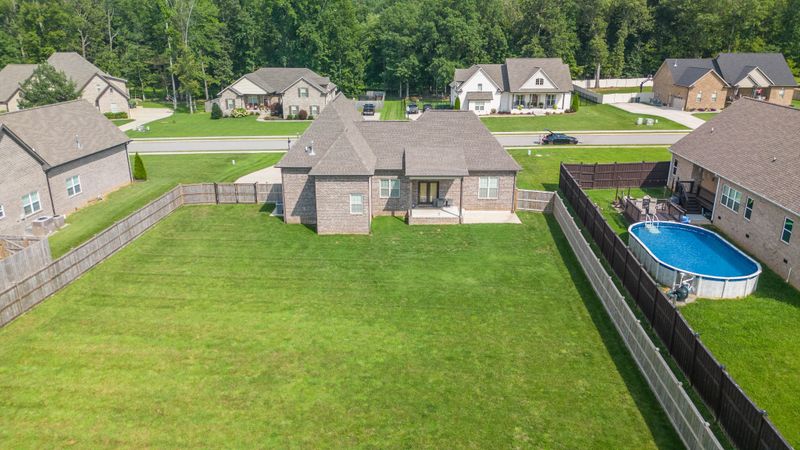 140 Bloomsbury Dr, Portland, TN 37148