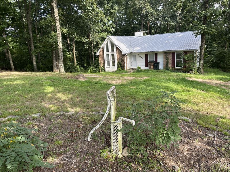 8465 Old Charlotte Pike, Pegram, TN 37143