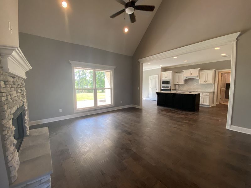 1209 White Rock Rd, Murfreesboro, TN 37129