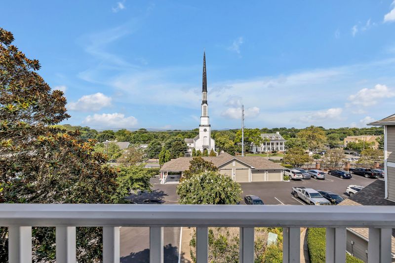 2025 Woodmont Blvd #218, Nashville, TN 37215