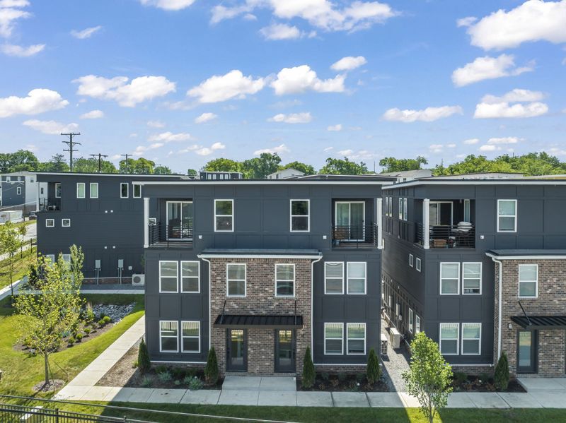 102 Duke St #9, Nashville, TN 37207