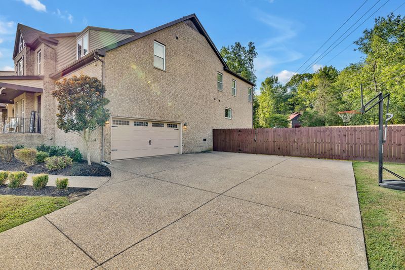 602 Masters Way, Mount Juliet, TN 37122
